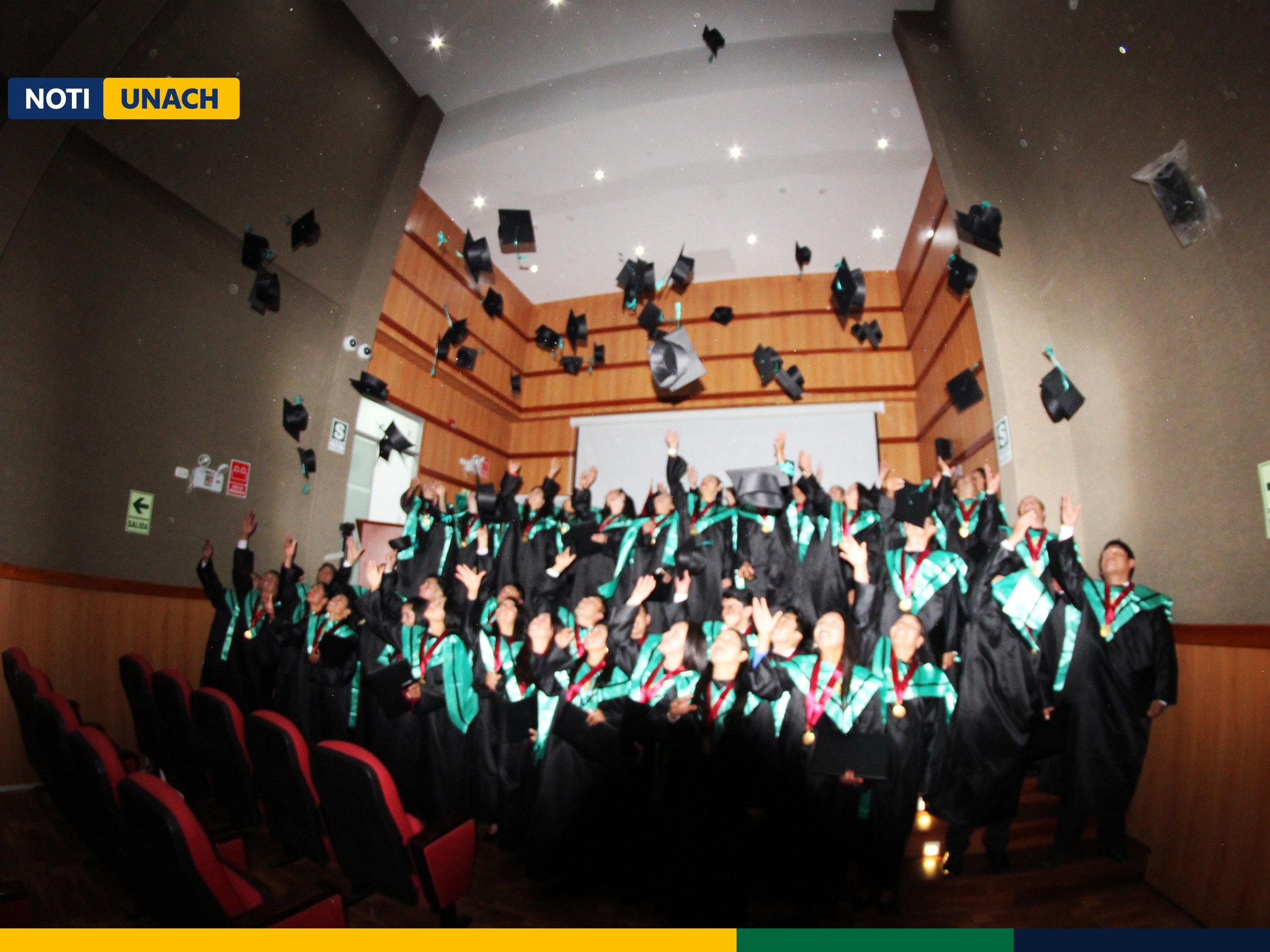 78 ESTUDIANTES OBTIENEN EL GRADO DE BACHILLER Y TITULO PROFESIONAL EN LA UNACH
